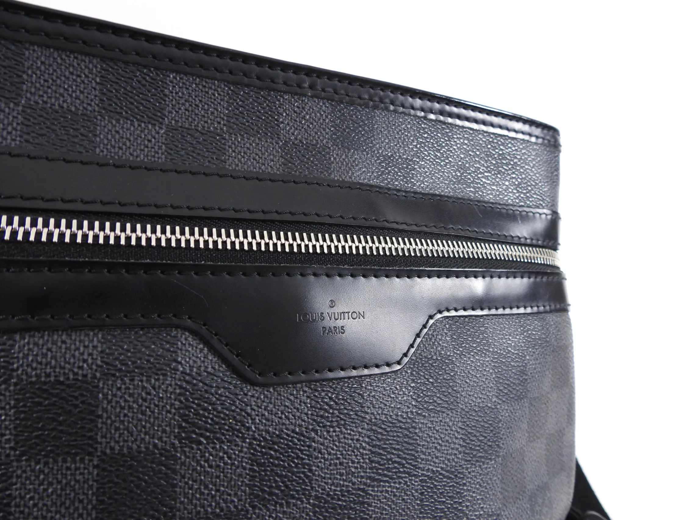 Louis Vuitton Damier Graphite Bosphore Crossbody Messenger Bag